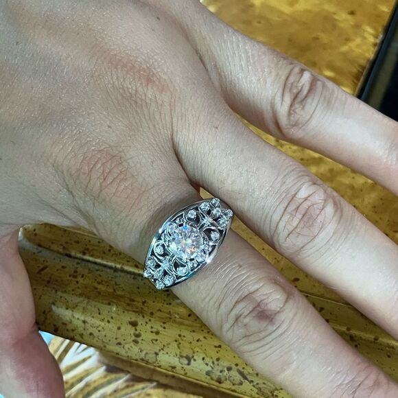 Genuine Moissanite Sterling Silver Ring Size 9 - Picture 4 of 10